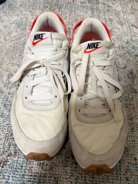 Nike Waffle Debut - White Team Orange Leopard